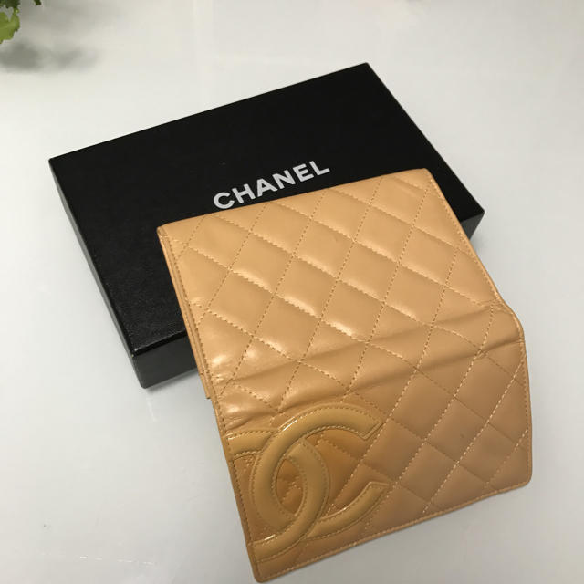 CHANEL(シャネル)のCHANEL ベージュウォレット FOXEY レディースのファッション小物(財布)の商品写真