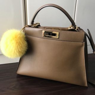 フェンディ(FENDI)の専用出品 ピーカブー フェンディ キャメル(ハンドバッグ)