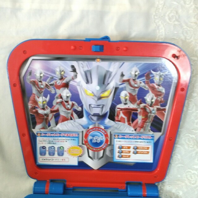 おしえてウルトラマン キッズ/ベビー/マタニティのおもちゃ(知育玩具)の商品写真