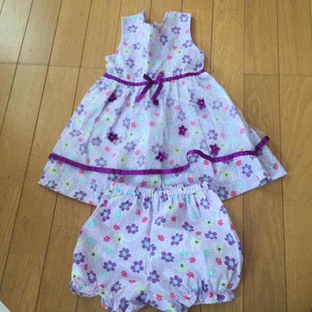 H&M(エイチアンドエム)のお花チュール ワンピース キッズ/ベビー/マタニティのキッズ服女の子用(90cm~)(ワンピース)の商品写真