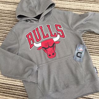 ニューエラー(NEW ERA)のゆうたい様専用【NBA BULLS】ブルズパーカkids(Tシャツ/カットソー)