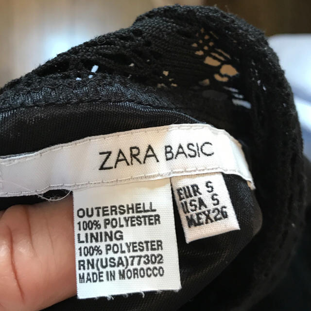 ZARA(ザラ)のZARA黒シフォンスカート レディースのスカート(ひざ丈スカート)の商品写真