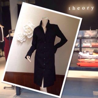 セオリー(theory)の定価3万8千円、大人なTheory♡(ひざ丈ワンピース)