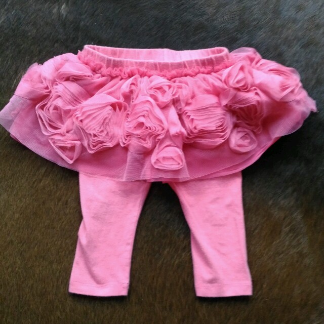 babyGAP(ベビーギャップ)のHanaMama様　ベビーギャップスカート キッズ/ベビー/マタニティのベビー服(~85cm)(スカート)の商品写真
