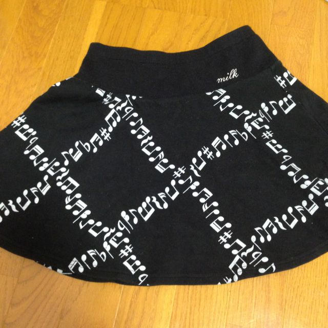 MILK(ミルク)のMILK  音符柄スカート レディースのスカート(ひざ丈スカート)の商品写真