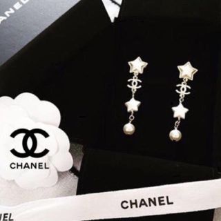 シャネル(CHANEL)の新品♡ 今季 大丸購入 CHANEL スター パール イヤリング 星 シャネル(イヤリング)