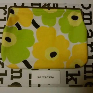 マリメッコ(marimekko)のマリメッコ　ウニッコ　がま口ポーチ(ポーチ)