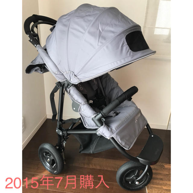 AIRBUGGY(エアバギー)の超美品！AirBuggy COCO ココ ブレーキモデル スモーキーグレー キッズ/ベビー/マタニティの外出/移動用品(ベビーカー/バギー)の商品写真