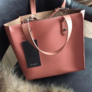 ザラ(ZARA)のZARAコーラルピンク２wayハンドバッグ(ハンドバッグ)