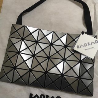 イッセイミヤケ(ISSEY MIYAKE)のBAOBAO バオバオ イッセイミヤケ ショルダー バッグ シルバー 新品 正規(ショルダーバッグ)