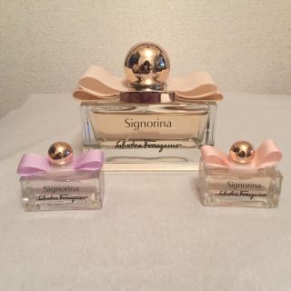 サルヴァトーレフェラガモ(Salvatore Ferragamo)のフェラガモ 香水  シニョリーナ エレガンツァ ＋ ミニ香水2点(香水(女性用))