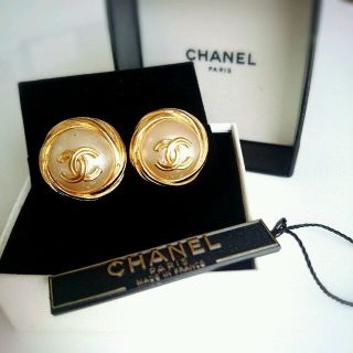 シャネル(CHANEL)の正規品＊CHANELパールイヤリング(イヤリング)