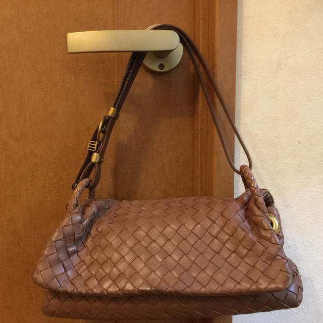 Bottega Veneta(ボッテガヴェネタ)の正規品 ボッテガヴェネタ ショルダーバッグ レディースのバッグ(ショルダーバッグ)の商品写真