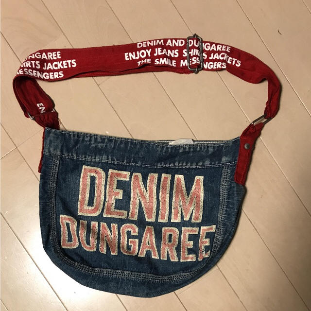 DENIM DUNGAREE(デニムダンガリー)のデニム&ダンガリー ショルダーバッグ キッズ/ベビー/マタニティのこども用バッグ(その他)の商品写真