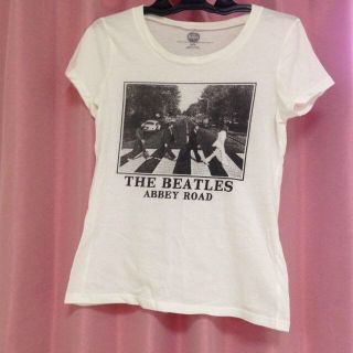 フォーエバートゥエンティーワン(FOREVER 21)のforever21❁ロックTシャツ！(Tシャツ(半袖/袖なし))