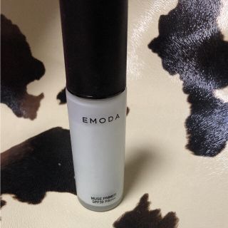 エモダ(EMODA)のEMODA プライマーB cool(化粧下地)