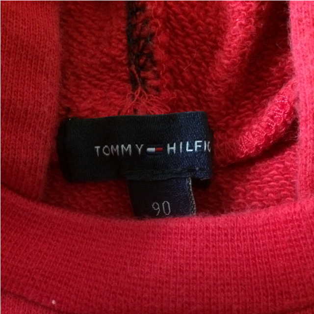 TOMMY HILFIGER(トミーヒルフィガー)の【ami様専用】トミーヒルフィガー トレーナー 90cm キッズ/ベビー/マタニティのキッズ服男の子用(90cm~)(ジャケット/上着)の商品写真