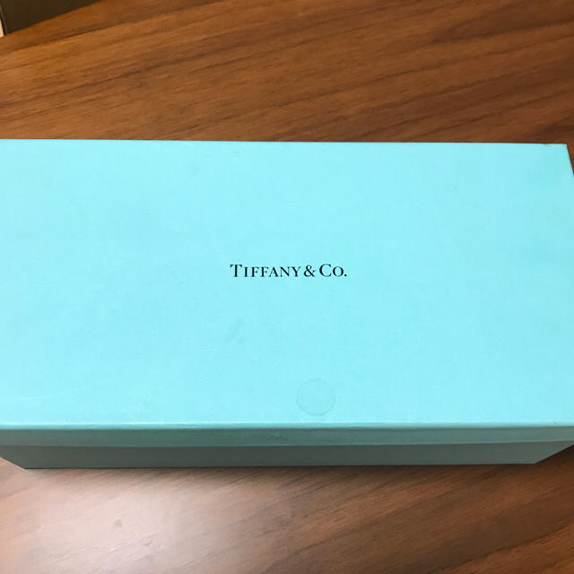 Tiffany & Co.(ティファニー)の【新品未使用】Tiffany◆ペアマグカップ インテリア/住まい/日用品のキッチン/食器(グラス/カップ)の商品写真