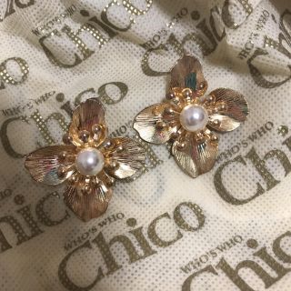 フーズフーチコ(who's who Chico)の【新品】whoswhochico💘お花ピアス💘(ピアス)