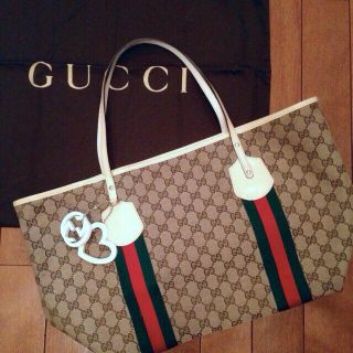 グッチ(Gucci)のGUCCI トートバッグ(トートバッグ)