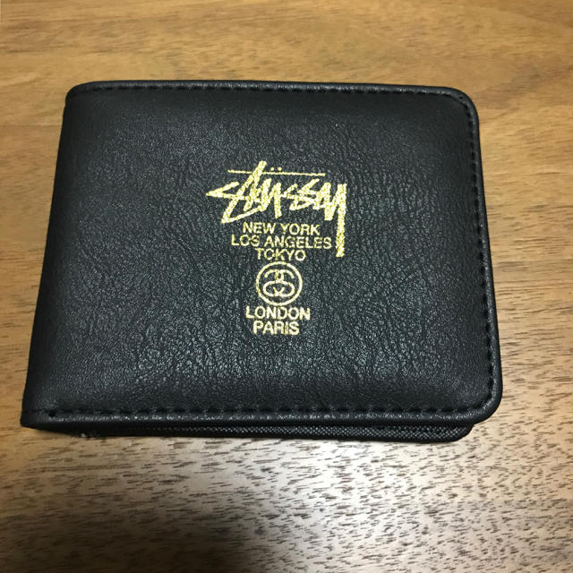 Stussy Stussy 二つ折り財布 送料無料 の通販 By まる S Shop