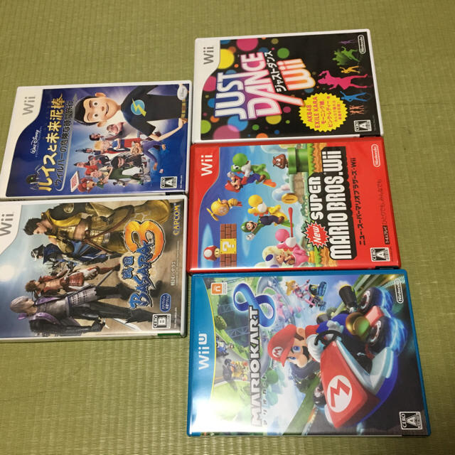 Wii U - WiiU本体 黒 ソフト5本セットの通販 by キレイ｜ウィーユーならラクマ