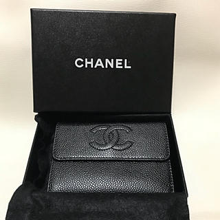 シャネル(CHANEL)のシャネル キャビアスキン  折財布 未使用 美品(財布)