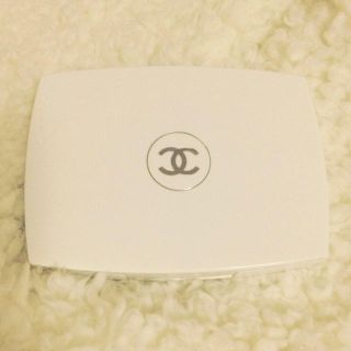 シャネル(CHANEL)のシャネル ホワイトエサンシエルコンパクト(その他)