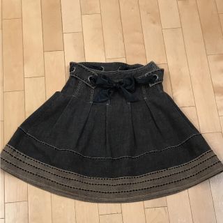 トゥービーシック(TO BE CHIC)の☆☆【美品】テュービーシック  デニムスカート(ひざ丈スカート)