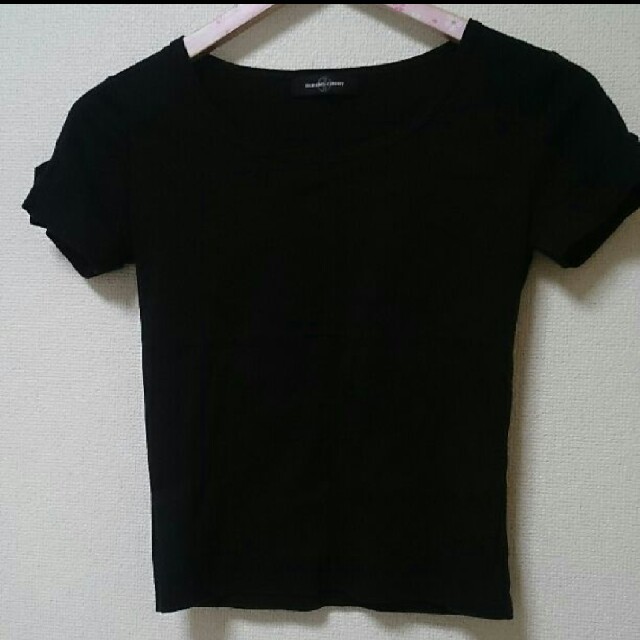 QUEENS COURT(クイーンズコート)の[はな様専用]ブラック カットソー Tシャツ レディースのトップス(カットソー(半袖/袖なし))の商品写真