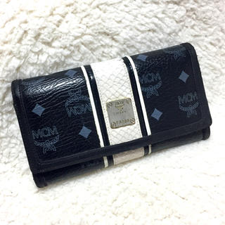 エムシーエム(MCM)のジーク様専用✴︎MCM✴︎二つ折り長財布✴︎黒×白(財布)