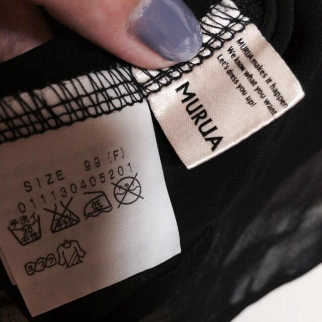 MURUA(ムルーア)のシフォンシャツ 黒 レディースのトップス(シャツ/ブラウス(半袖/袖なし))の商品写真