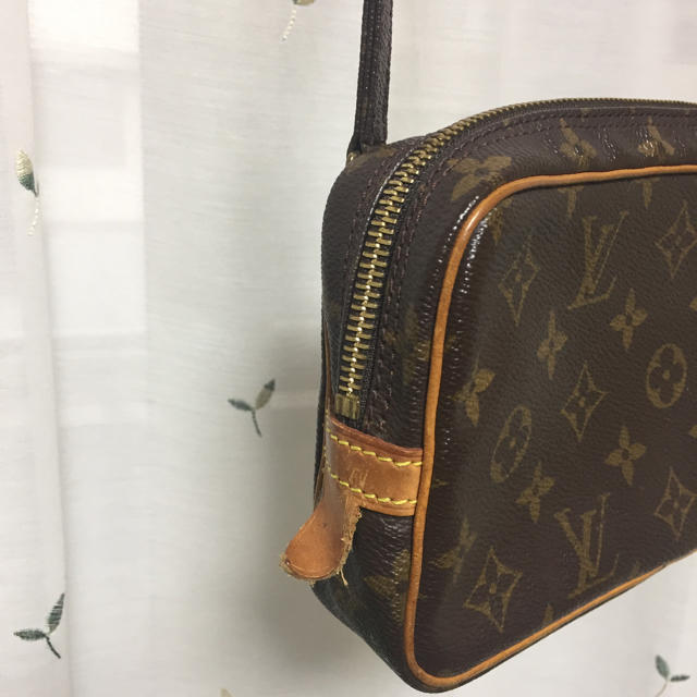 LOUIS VUITTON(ルイヴィトン)のLOUIS VULTTON  レディースのバッグ(ショルダーバッグ)の商品写真