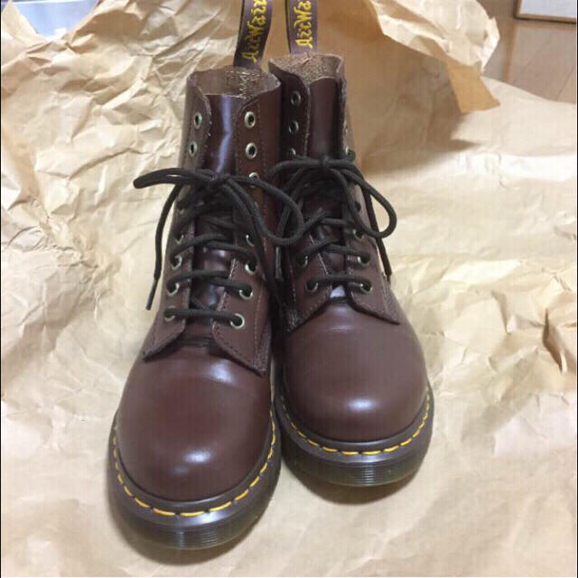 Dr.Martens(ドクターマーチン)のドクターマーチン  ８ホール ブラウン レディースの靴/シューズ(ブーツ)の商品写真