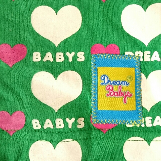 DREAMBABYS(ドリームベイビーズ)の☆美品☆DREAM BABYS♡ハート柄ロンＴ♡90cm キッズ/ベビー/マタニティのキッズ服女の子用(90cm~)(Tシャツ/カットソー)の商品写真