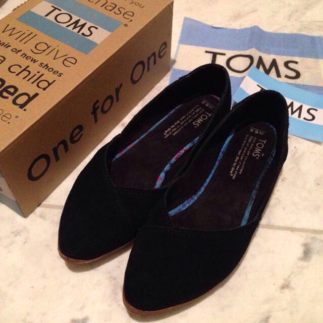 FREAK'S STORE(フリークスストア)のTOMS トムス パンプス W6.5  レディースの靴/シューズ(ハイヒール/パンプス)の商品写真