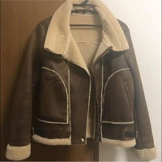 ザラ(ZARA)のヴィンテージ風 ボアジャケット(ブルゾン)