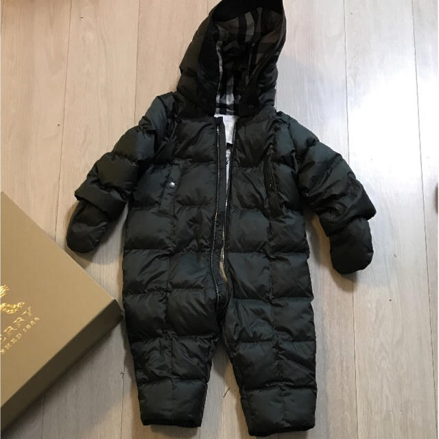 BURBERRY(バーバリー)のまいまい様 キッズ/ベビー/マタニティのキッズ服男の子用(90cm~)(ジャケット/上着)の商品写真