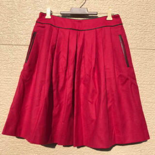 トゥモローランド(TOMORROWLAND)の新品 TOMORROWLAND スカート 38 赤 トゥモローランド(ひざ丈スカート)