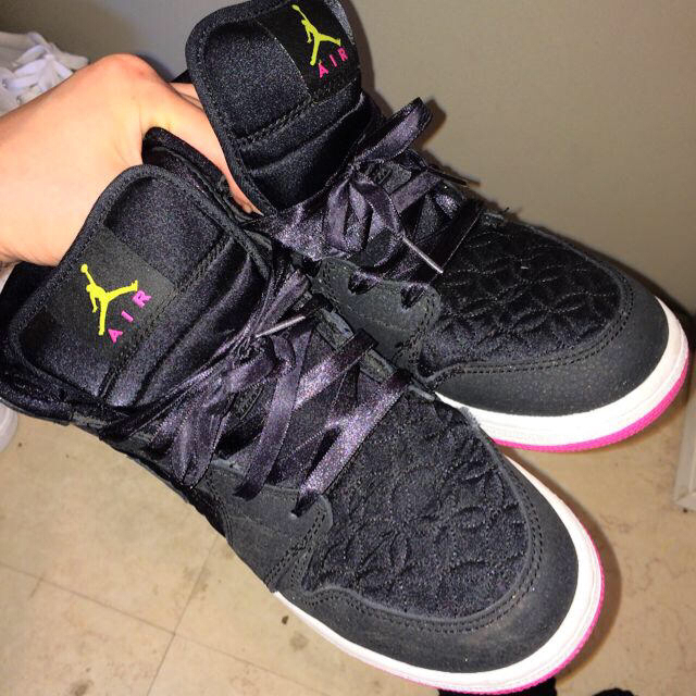 jordan NIKE 2