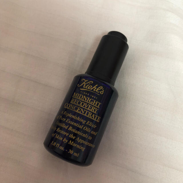 Kiehl's(キールズ)の値下げ ☆ ｷｰﾙｽﾞ ﾐｯﾄﾞﾅｲﾄﾎﾞﾀﾆｶﾙ ｺﾝｾﾝﾄﾚｰﾄ 30ml コスメ/美容のスキンケア/基礎化粧品(美容液)の商品写真