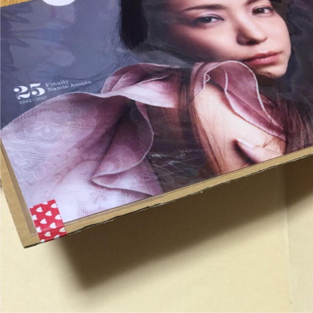 梱包  安室奈美恵 トートバッグ ファイル セブンイレブン エンタメ/ホビーのタレントグッズ(ミュージシャン)の商品写真