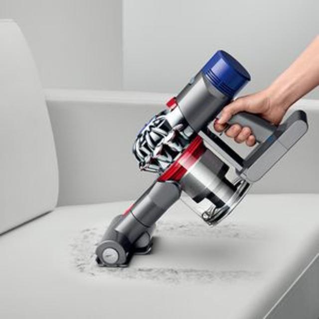 Dyson(ダイソン)のオプション付きダイソン V8 SV10ABL 2022年迄保証有 ピンク色 スマホ/家電/カメラの生活家電(掃除機)の商品写真