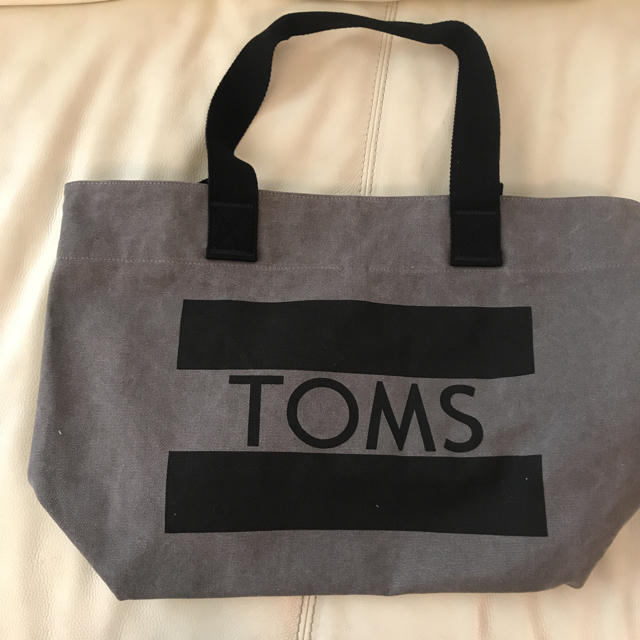 TOMS(トムズ)のトムズ バック 新品 レディースのバッグ(トートバッグ)の商品写真