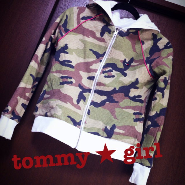 tommy girl(トミーガール)のトミーガール♡リバーシブルパーカー レディースのトップス(パーカー)の商品写真