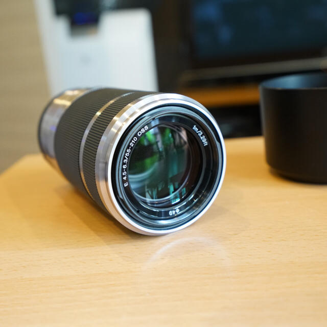 SONY(ソニー)のSONY Eマウント望遠ズームレンズ 55-210mm F4.5-6.3 OSS スマホ/家電/カメラのカメラ(レンズ(ズーム))の商品写真