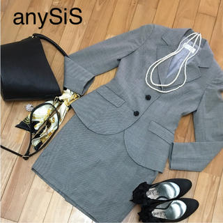 エニィスィス(anySiS)の【anySiS】オンワード樫山のジャケット、スカートのセット(スーツ)
