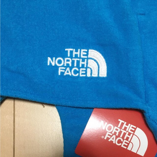 THE NORTH FACE(ザノースフェイス)のTHE NORTH FACE / BABY PILE WRAPPER キッズ/ベビー/マタニティのキッズ服男の子用(90cm~)(Tシャツ/カットソー)の商品写真