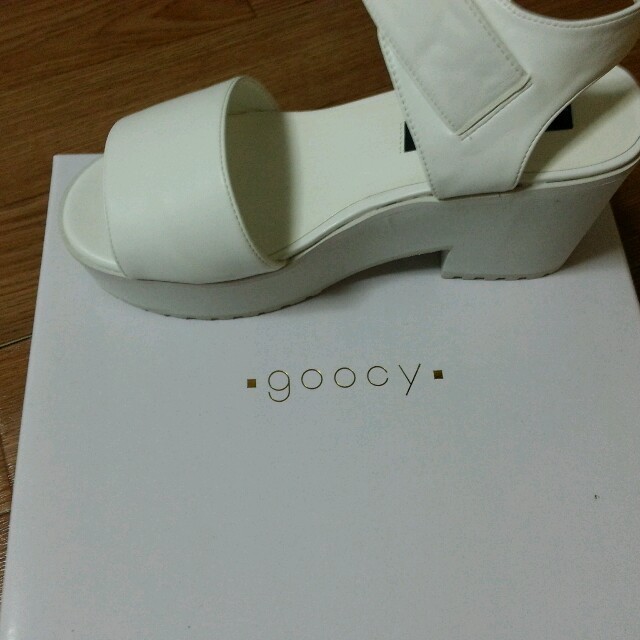 goocy(グースィー)のgoocy ボリュームストラップサンダル レディースの靴/シューズ(サンダル)の商品写真