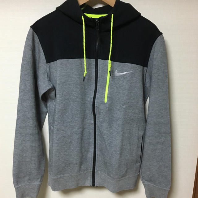 NIKE(ナイキ)のナイキ パーカー スウェット メンズのトップス(パーカー)の商品写真